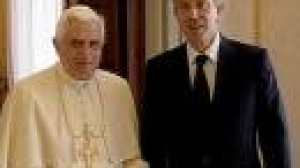 Un ex-premier ministre britannique anglican converti au catholicisme?