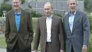 Putin visits Bush at family estate