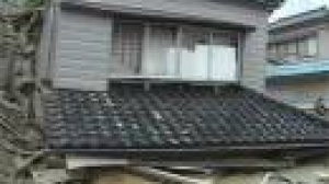 Japan halts reactor switch-on after quake damage