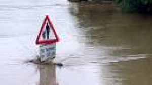 Flood woes continue in UK as fresh water runs out