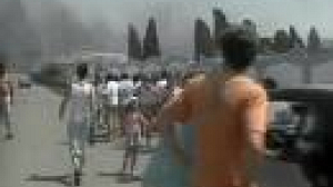 Deadly fire traps thousands of tourists in Italy
