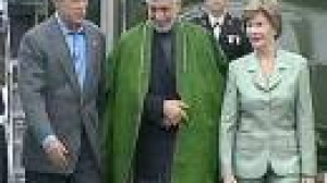 Bush and Karzai hold “strategy session” in US
