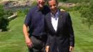 Hamburgers and hotdogs Bush and Sarkozy