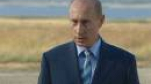 Vladimir Poutine renoue avec une pratique de la guerre froide
