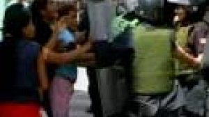Looting adds to the chaos in Pisco and Chincha after massive earthquake