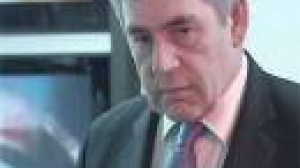 Brown mulls early election as Conservatives bounce back