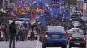 Bras de fer entre nationalistes et forces de gauche à Kiev en Ukraine