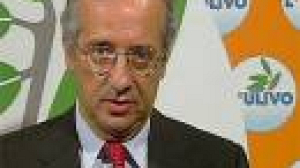 Italy: Huge turnout to vote Democratic Party leader