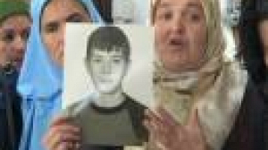 Relatives of Srebrenica massacre meet former UN protecters