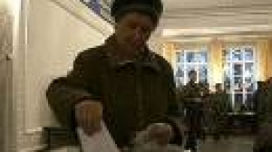 Kyrgyzstan government quits after referendum