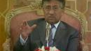 Pervez Musharraf fait fi des critiques internationales