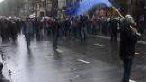 La Géorgie accuse la Russie d‘être impliquée dans les manifestations de l’opposition contre le président Saakachvili