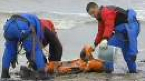 Deteriorating weather hampers Black Sea rescue