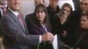 Les leaders politiques du Kosovo se rendent aux urnes