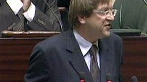 Belgique : Verhofstadt reconduit… provisoirement