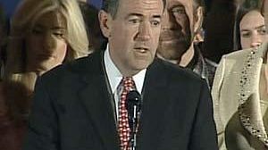Iowa Republicans dance to Huckabee’s tune