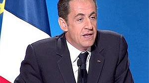 Sarkozy resolute, but rebuffs marriage query