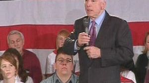 Etats-Unis : McCain en tête en vue des primaires républicaines du Michigan