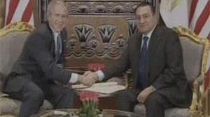 George Bush achève sa tournée au Proche et Moyen-Orient en Egypte