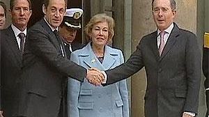 Otages des FARC: le président français donne un accord sous condition à la médiation européenne relancée par Bogota