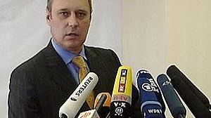 Kremlin critic barred from running for president