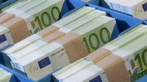 Almunia urges ‘take the euro further’