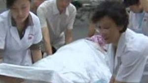 Hundreds buried by huge Chinese quake