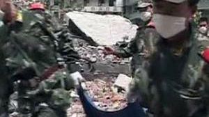 China quake death toll climbs to 32,500
