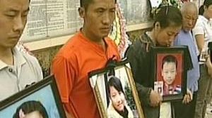 Chinese rescuers save more lives