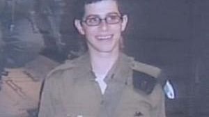 Un signe de vie du soldat israélien Gilad Shalit après deux ans de captivité