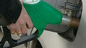 BP reports oil production has dropped