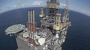 Geoge W. Bush veut autoriser les forages pétrolier en mer mais il a besoin du Congrès