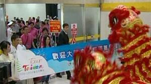 China-Taiwan flights finally get off the ground