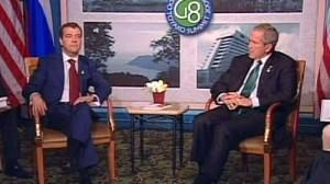 Bush and Medvedev tackle weapons worries