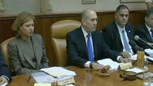 Police accuse Olmert after latest fraud interview