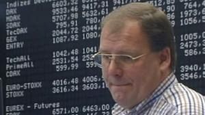 Car makers and commodities pull down European shares