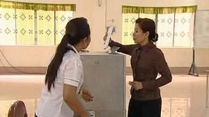Plus de huit millions de Cambodgiens aux urnes