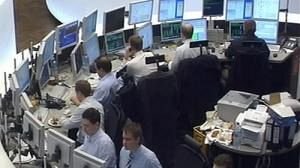 European shares fall again