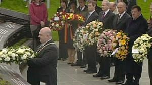Dix ans après, l’Irlande du Nord commémore dans la controverse l’attentat d’Omagh