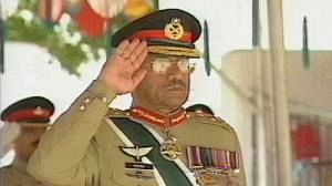 Pervez Musharraf, l’histoire d’un militaire arrivé au sommet du pouvoir