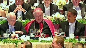 Les candidats à la Maison Blanche se détendent le temps d’un dîner de charité