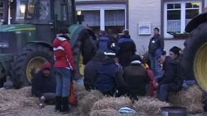 German riot police break up nuclear train protests