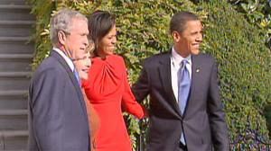 Barack Obama et sa femme Michelle à la Maison Blanche, reçus par George W.Bush et son épouse Laura