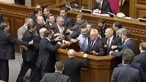 Ukraine : le président du Parlement limogé