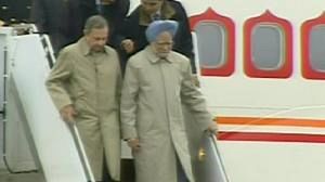 Leaders start to arrive for crisis G20 summit