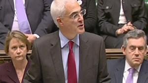 UK government borrows to boost economy