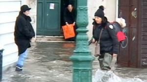 Flooding alert in Venice
