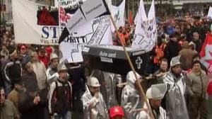 Metalworkers protest over CO2 plan