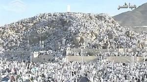 Haj Pilgrims flock to Mount Arafat