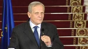 Stolojan on verge of second term as Romanian PM